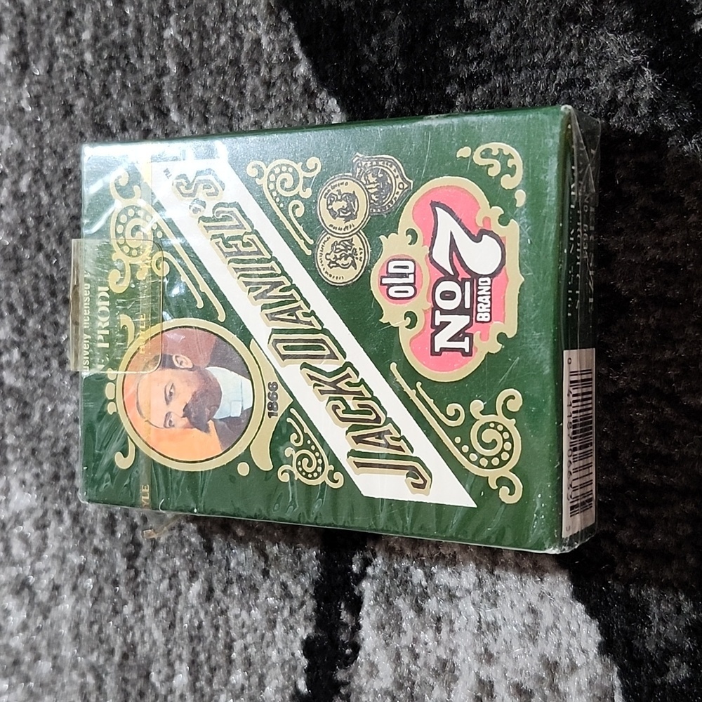 VINTAGE JACK DANIELS OLD NO. 7 POKER SIZE 6633 GENTLEMANS PLAYING CARDS SEALED